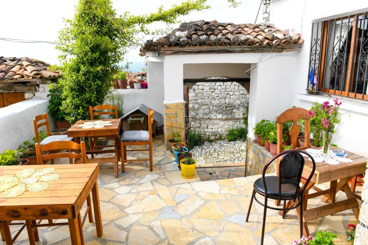 Guest House Luli Берат Экстерьер фото