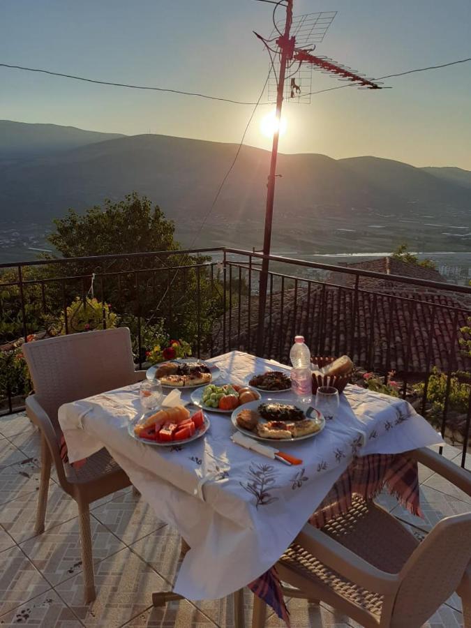 Guest House Luli Берат Экстерьер фото