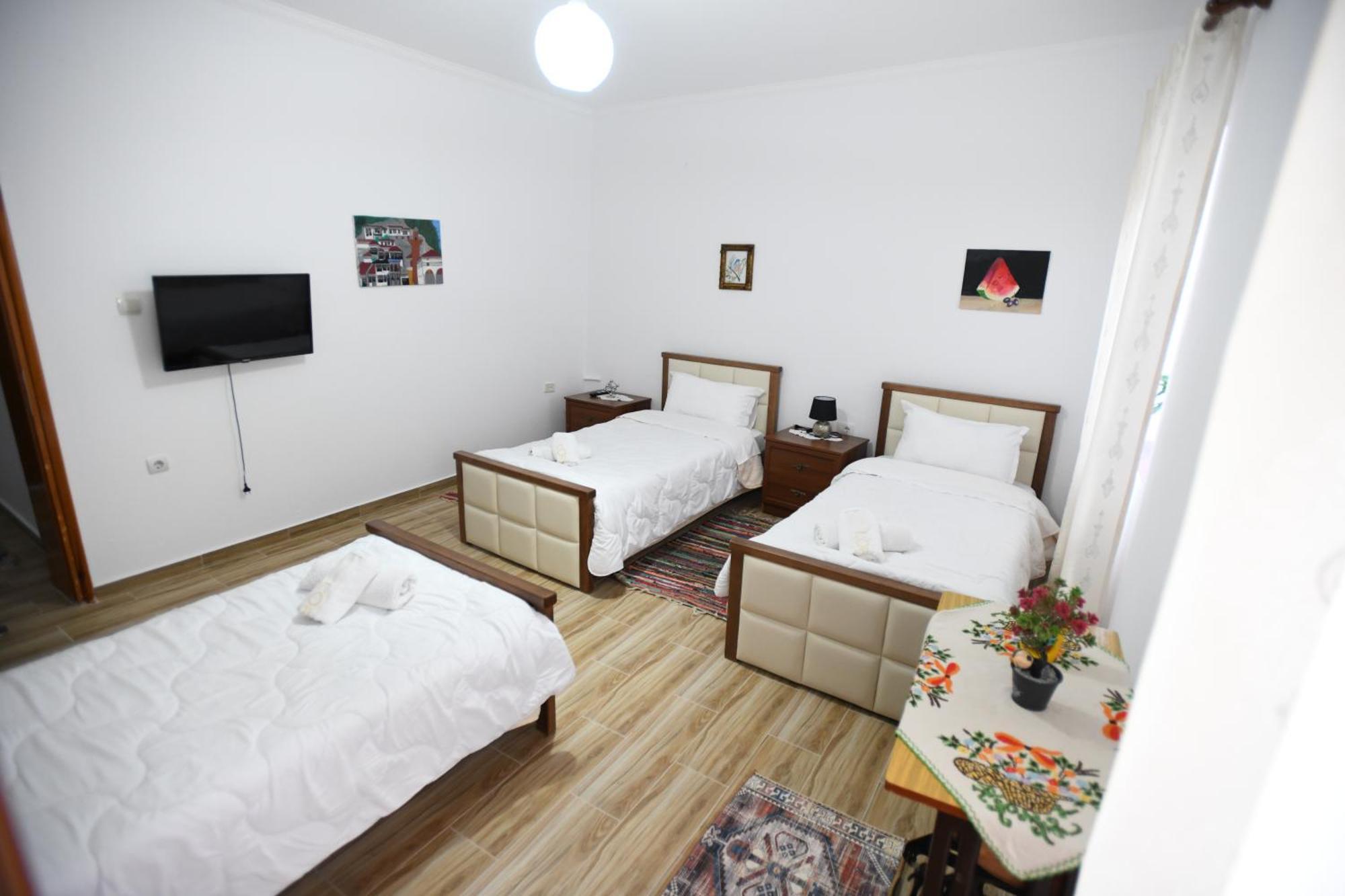 Guest House Luli Берат Экстерьер фото
