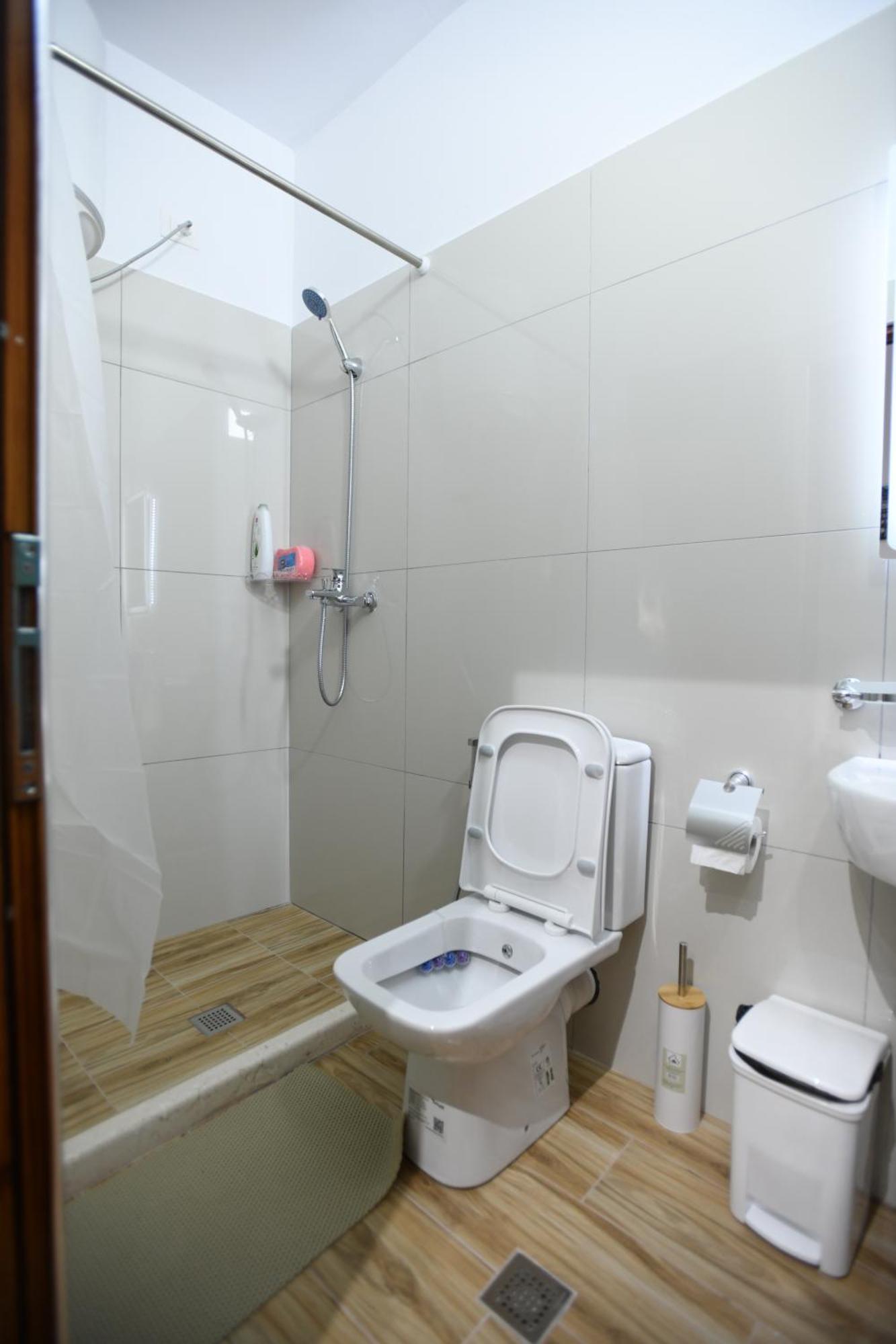 Guest House Luli Берат Экстерьер фото