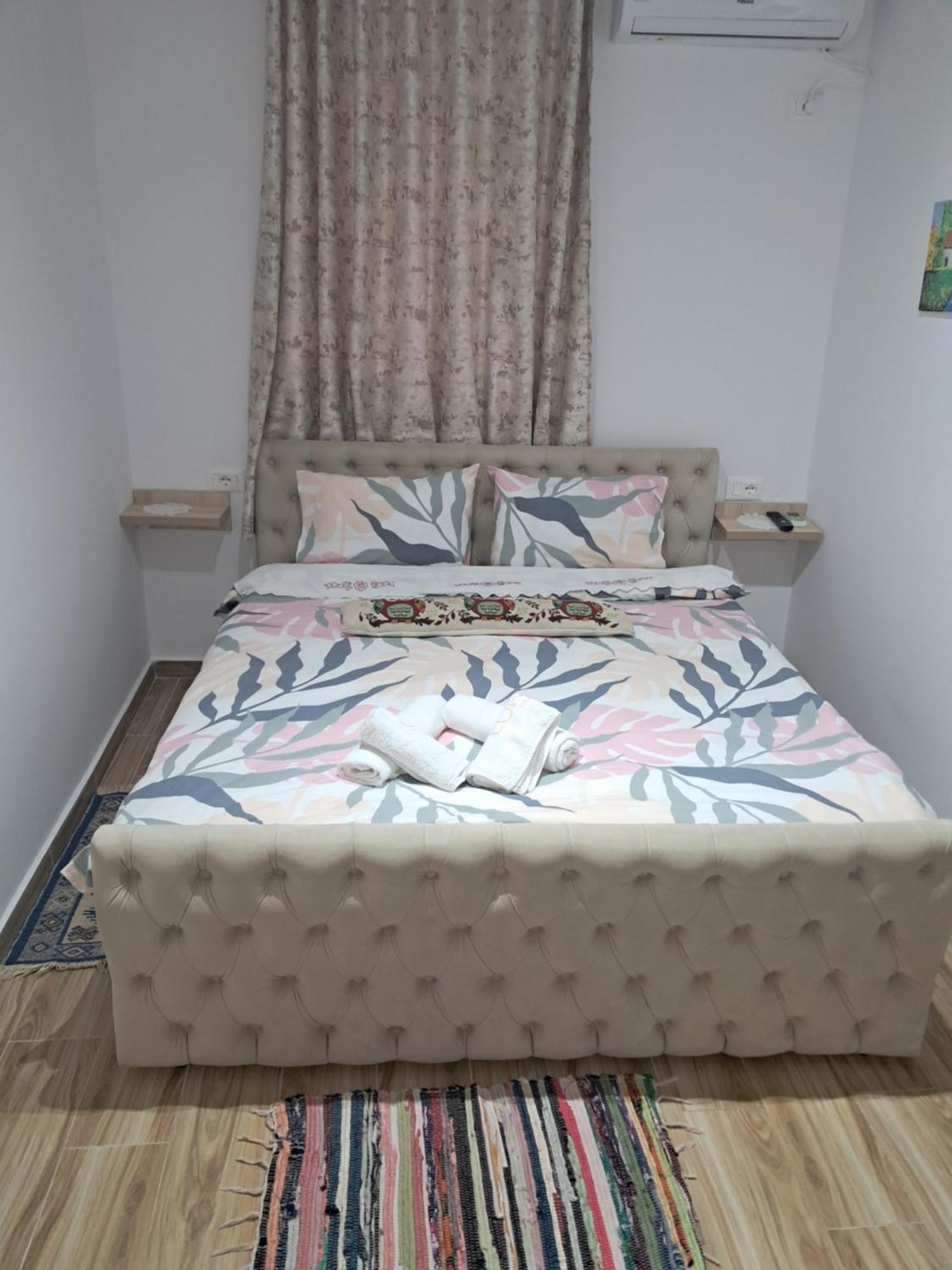 Guest House Luli Берат Экстерьер фото